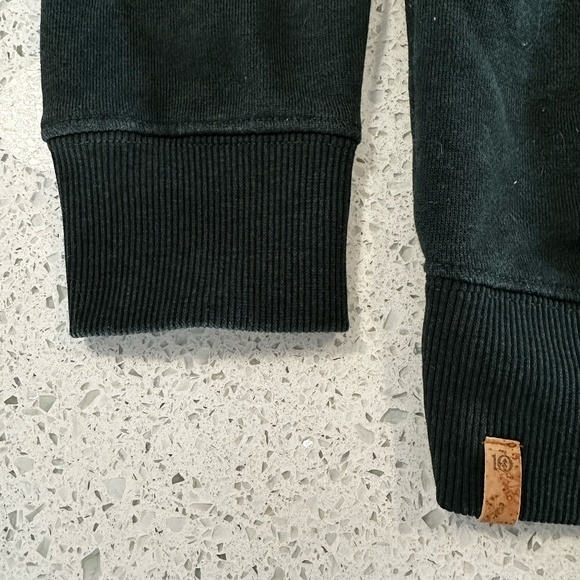 Tentree Banshee Hoodie in green & grey - Picture 9 of 10